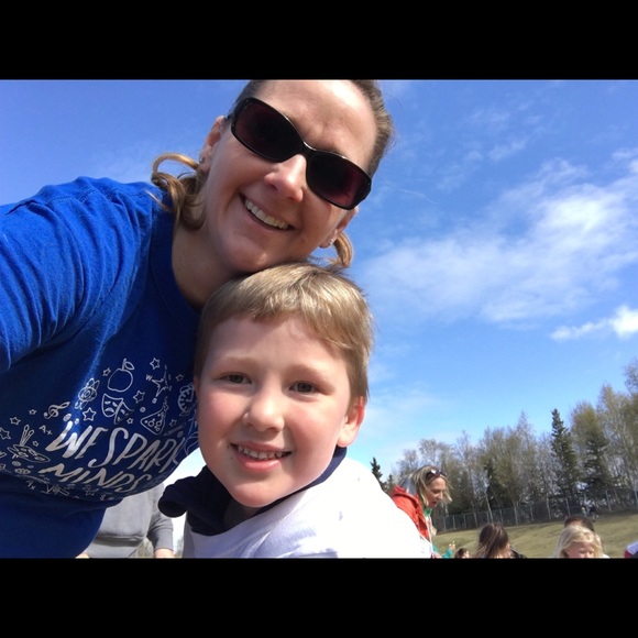 Meet your Posher, Tonya - Picture 1 of 1